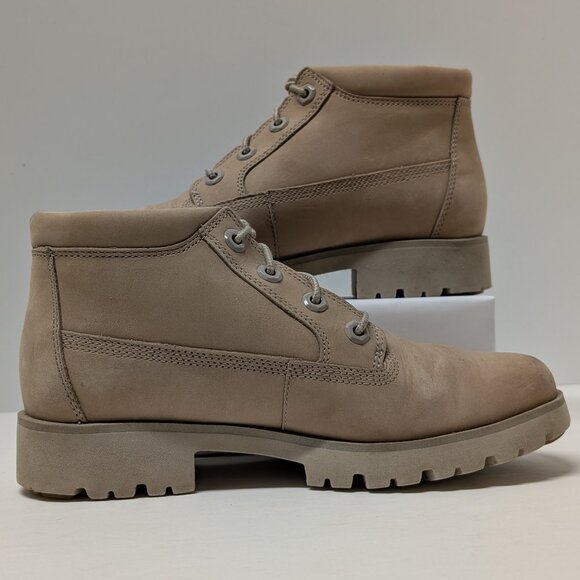 Timberland Lyonsdale Chunky-Sole Leather Boots in Light Beige & Grey - Picture 7 of 16